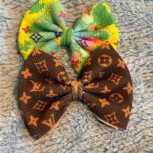 Louis Vuitton Kids Hair Bow Set - Brown and Multicolor